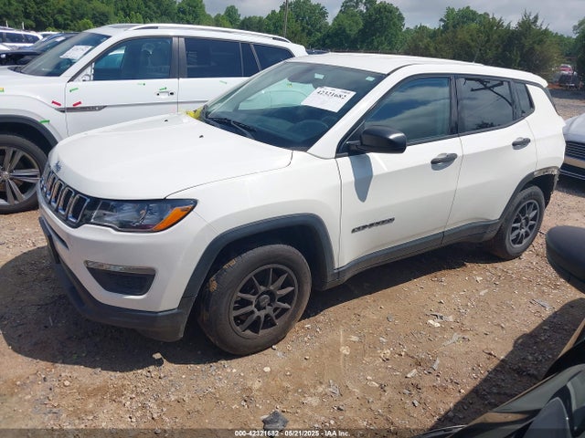 3C4NJCABXJT123085 Jeep Compass