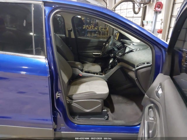 1FMCU9GX5FUB96684 Ford 2015