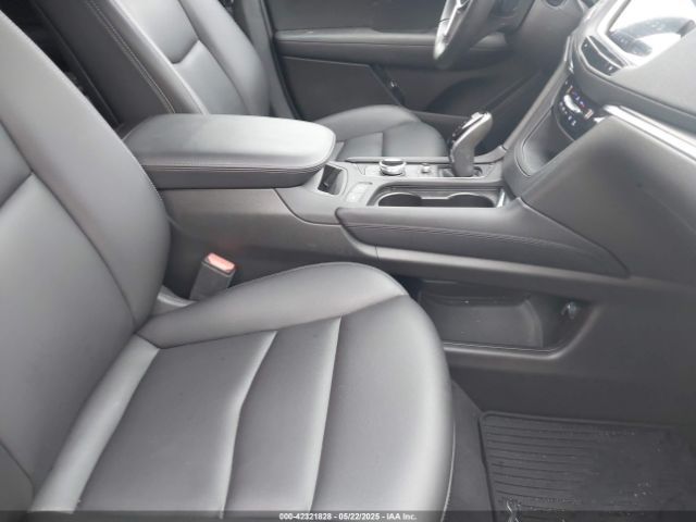 2022 CADILLAC XT5 1GYKNBR4XNZ113088 Photo 4