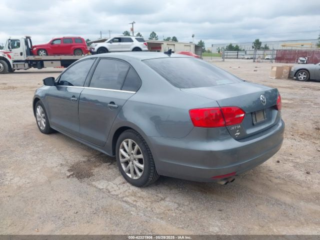 3VWD07AJ5EM247596 Volkswagen Jetta 1.8t Se