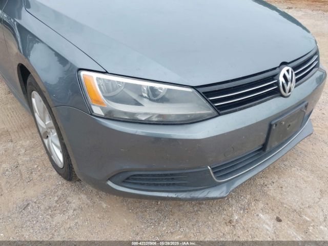 3VWD07AJ5EM247596 Volkswagen Jetta 1.8t Se
