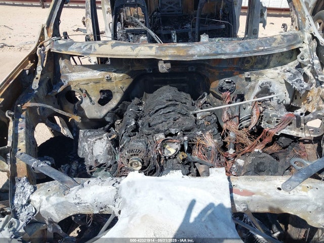 GMC l84 2022 3GTU9DED0NG196924 Image 10