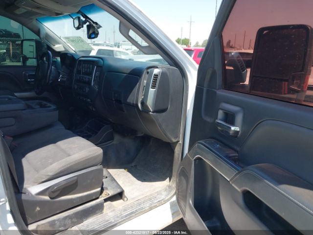 1GC1KSEG3KF247075 Chevrolet Silverado 2500hd Lt