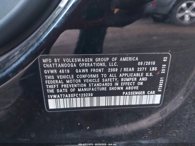 1VWAT7A3XFC123239 Volkswagen Passat 1.8t Limited Edition