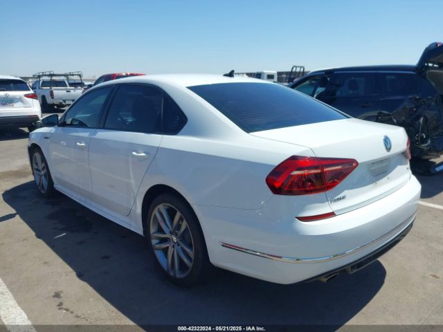 1VWAA7A30JC013637 Volkswagen Passat 2.0t R-line/2.0t S