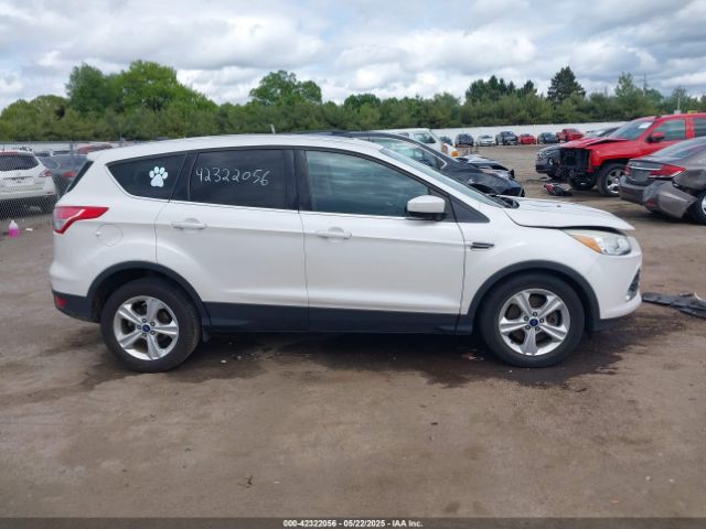 1FMCU9GX3GUB85250 Ford ESCAPE SE
