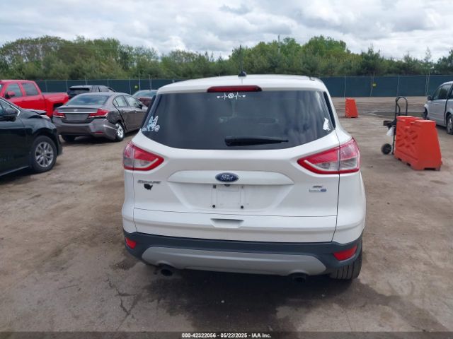 1FMCU9GX3GUB85250 Ford ESCAPE SE