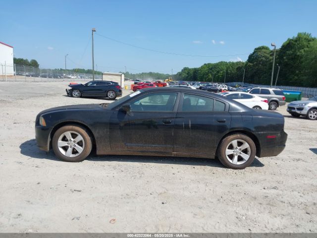 2C3CDXBG4EH130598 Dodge Charger Se