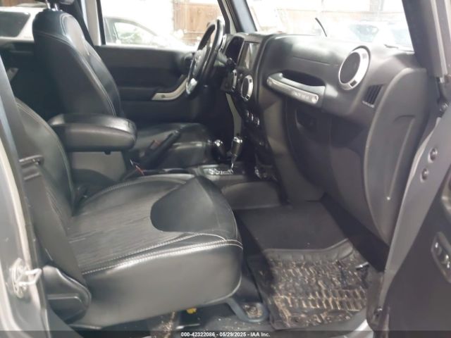 2015 JEEP WRANGLER UNLIMITED 1C4BJWDG6FL560841 Photo 4