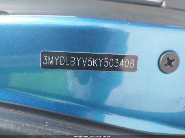 3MYDLBYV5KY503408 Toyota YARIS L