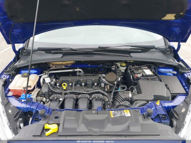 1FADP3J28FL380815 Ford Focus Titanium