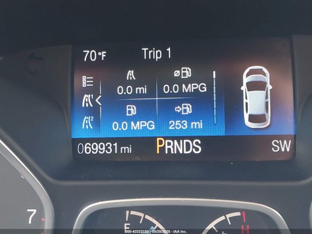 1FADP3J28FL380815 Ford Focus Titanium
