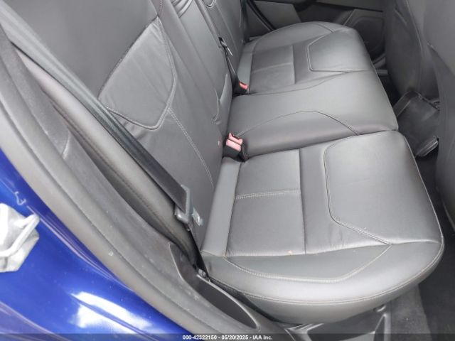 1FADP3J28FL380815 Ford Focus Titanium