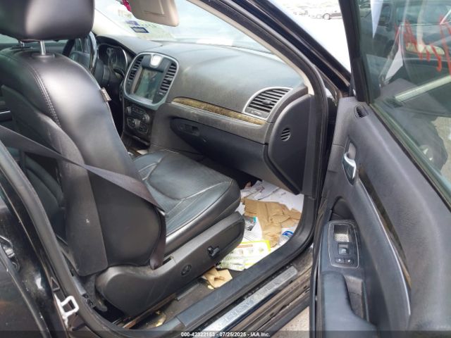 2016 CHRYSLER 300C 2C3CCAEG8GH181455 Photo 4