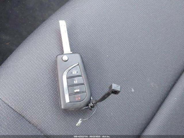 5YFB4MDE3RP138094 Toyota COROLLA LE