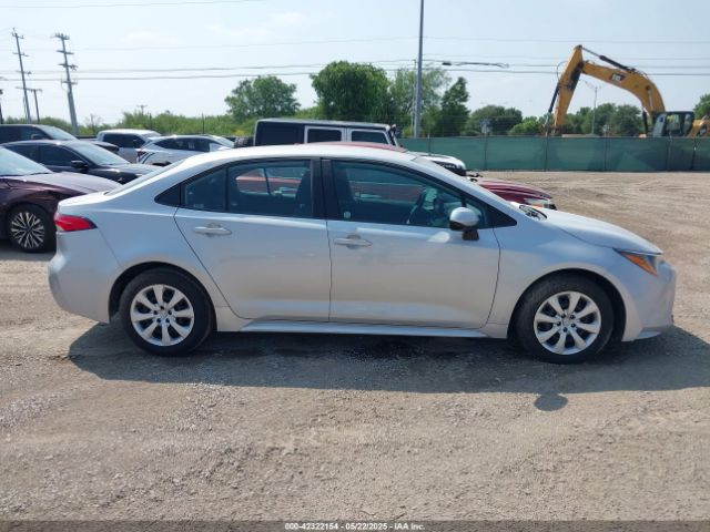 5YFB4MDE3RP138094 Toyota COROLLA LE