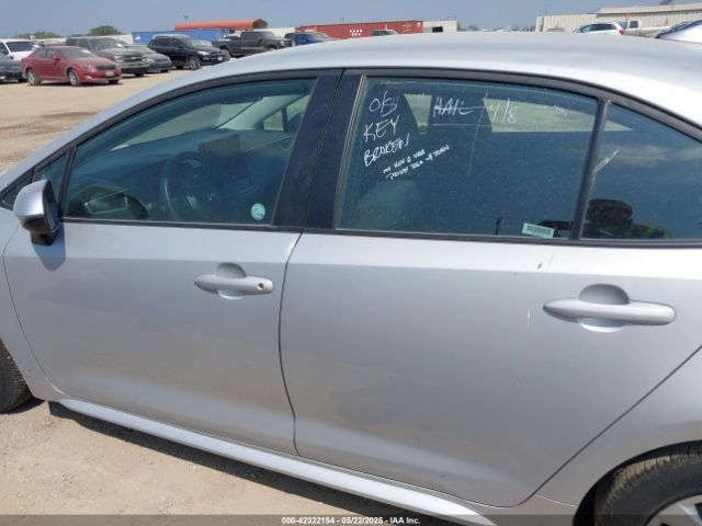 5YFB4MDE3RP138094 Toyota COROLLA LE