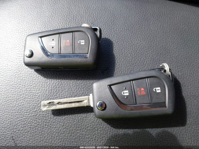 2T3LWRFV7RW211398 Toyota Rav4 Hybrid Le