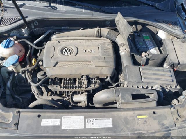 1VWDT7A3XHC023951 Volkswagen Passat 1.8t R-line