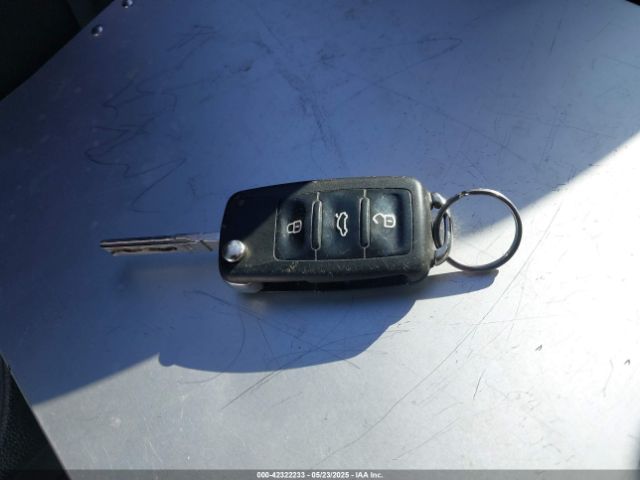 1VWDT7A3XHC023951 Volkswagen Passat 1.8t R-line
