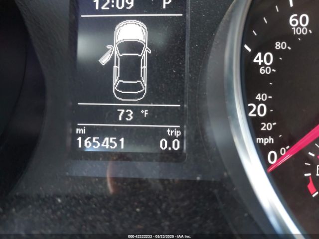 1VWDT7A3XHC023951 Volkswagen Passat 1.8t R-line