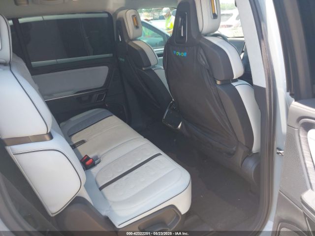 2023 RIVIAN R1S 7PDSGABA1PN014558 Photo 7