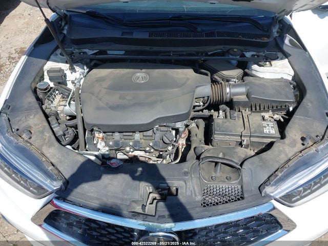 Acura j35y6 2018 19UUB2F39JA000617 Image 18