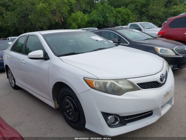 4T1BF1FK3EU825516 Toyota CAMRY SE
