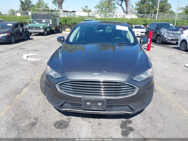 3FA6P0HDXKR200406 Ford FUSION SE