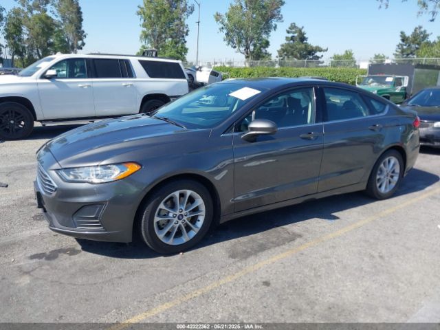 3FA6P0HDXKR200406 Ford FUSION SE