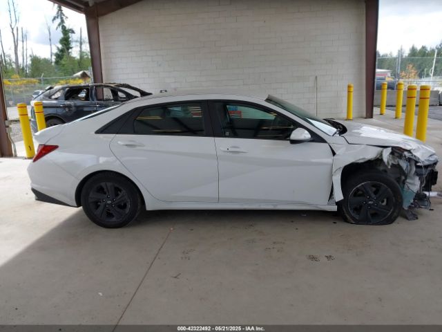 KMHLM4AJ2PU082893 Hyundai Elantra Hybrid Blue