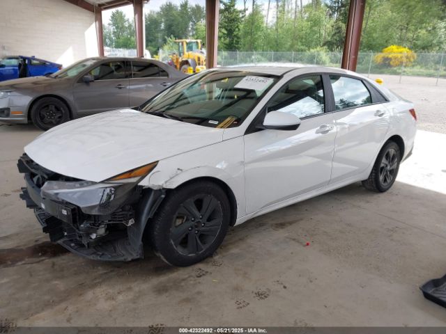 KMHLM4AJ2PU082893 Hyundai Elantra Hybrid Blue