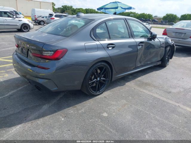 2022 BMW 330I 3MW5R1J0XN8C41168 Photo 3