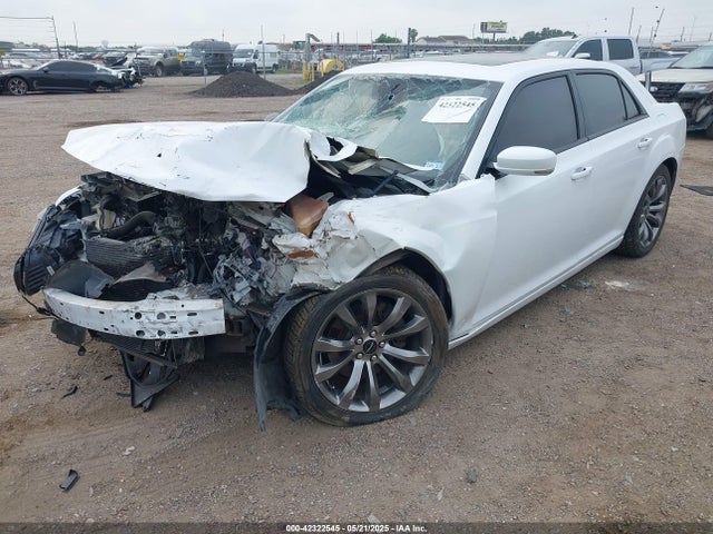 Chrysler 300 300s 2014 2C3CCABT2EH222192 Image 2