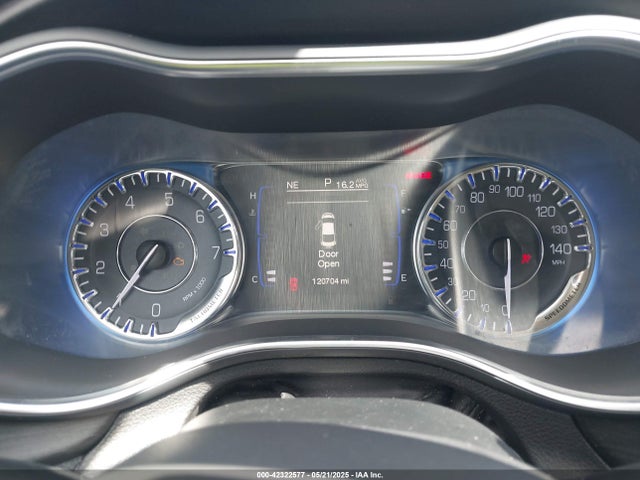 Chrysler 2015 2015 1C3CCCABXFN607299 Image 7