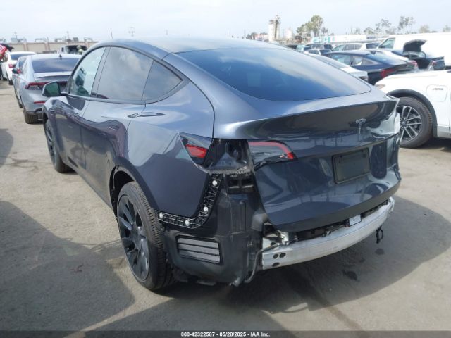 7SAYGDEE6NF364994 Tesla Model Y Long Range Dual Motor All-wheel Drive