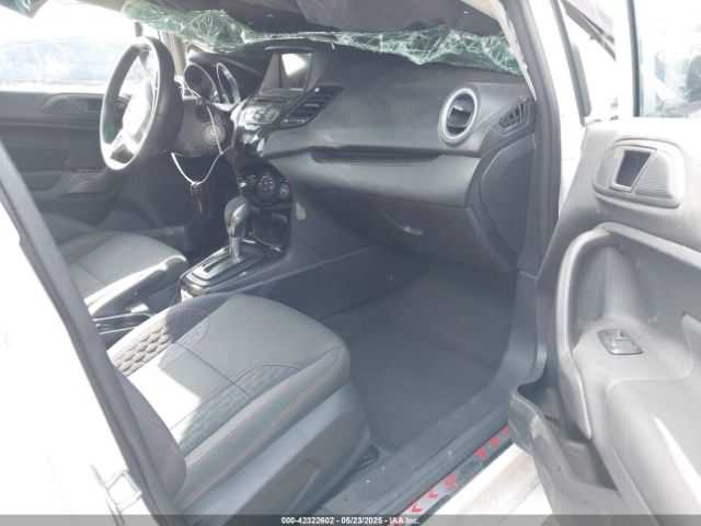 3FADP4DJ1KM112318 Ford Fiesta St Line