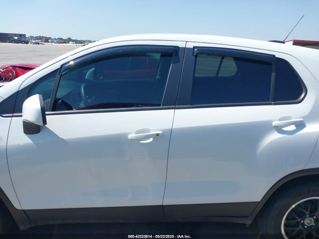 KL7CJKSM7NB548690 Chevrolet le2