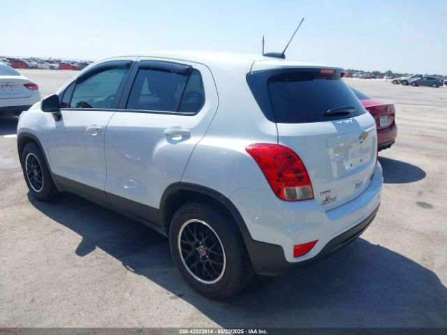 2022 CHEVROLET TRAX KL7CJKSM7NB548690 Photo 2