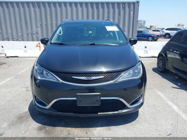 2C4RC1BG5LR139260 Chrysler Pacifica Touring L