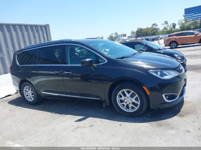 2C4RC1BG5LR139260 Chrysler Pacifica Touring L