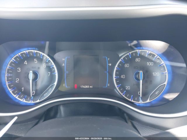 2C4RC1BG5LR139260 Chrysler Pacifica Touring L