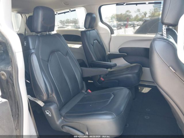 2C4RC1BG5LR139260 Chrysler Pacifica Touring L