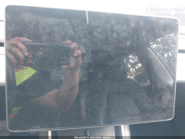 5YJ3E1EA8JF020733 Tesla Model 3 Long Range/mid Range