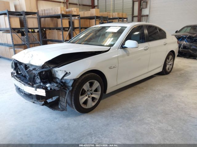 2011 BMW 528I WBAFR1C54BC744793 Photo 1
