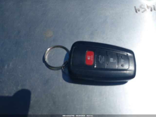 2021 TOYOTA RAV4 HYBRID 4T3B6RFV3MU043652 Photo 10
