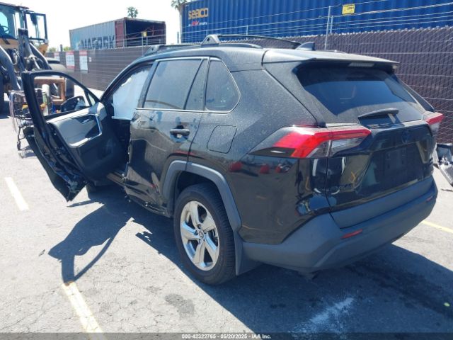 2021 TOYOTA RAV4 HYBRID 4T3B6RFV3MU043652 Photo 2