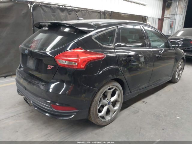 1FADP3L97GL246700 Ford 2016