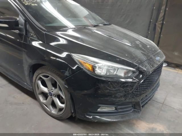 1FADP3L97GL246700 Ford 2016