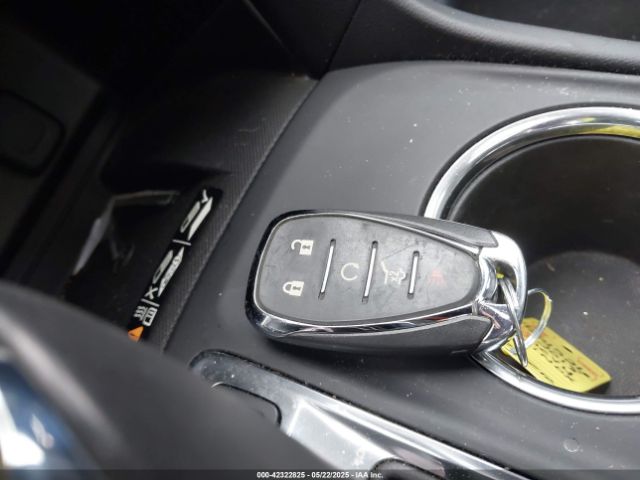 2GNAXVEV4J6101897 Chevrolet Equinox Premier